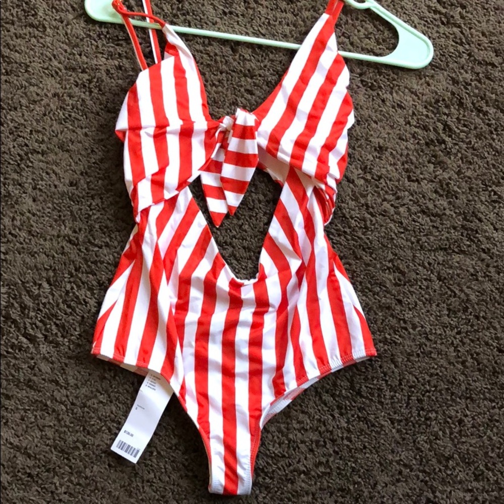Beach riot one piece swimsuit (no tags)